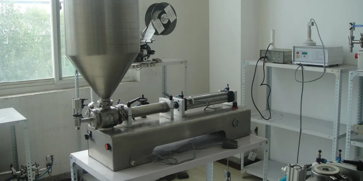 دستگاه بستهبندی مایعات غلیظ